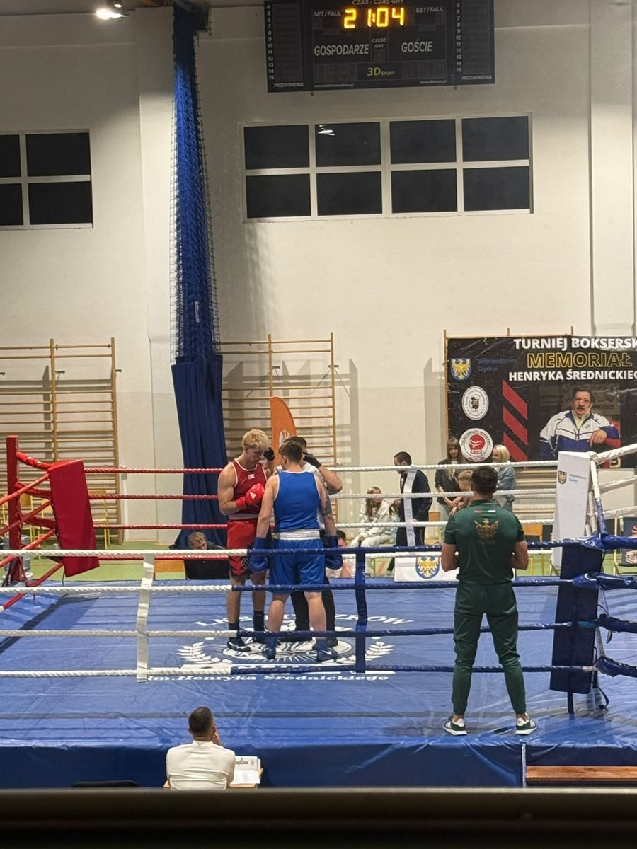 Ring bokserski podczas zawodów